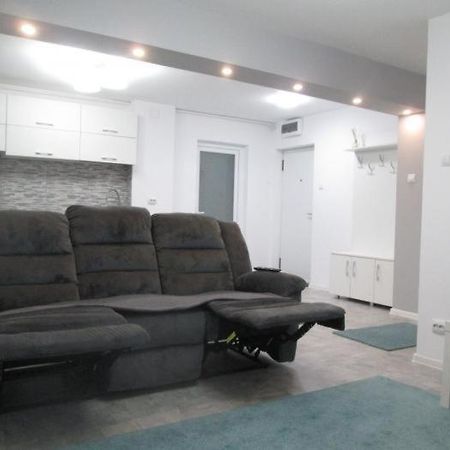 Apartament Sarra 트르고비슈테 외부 사진